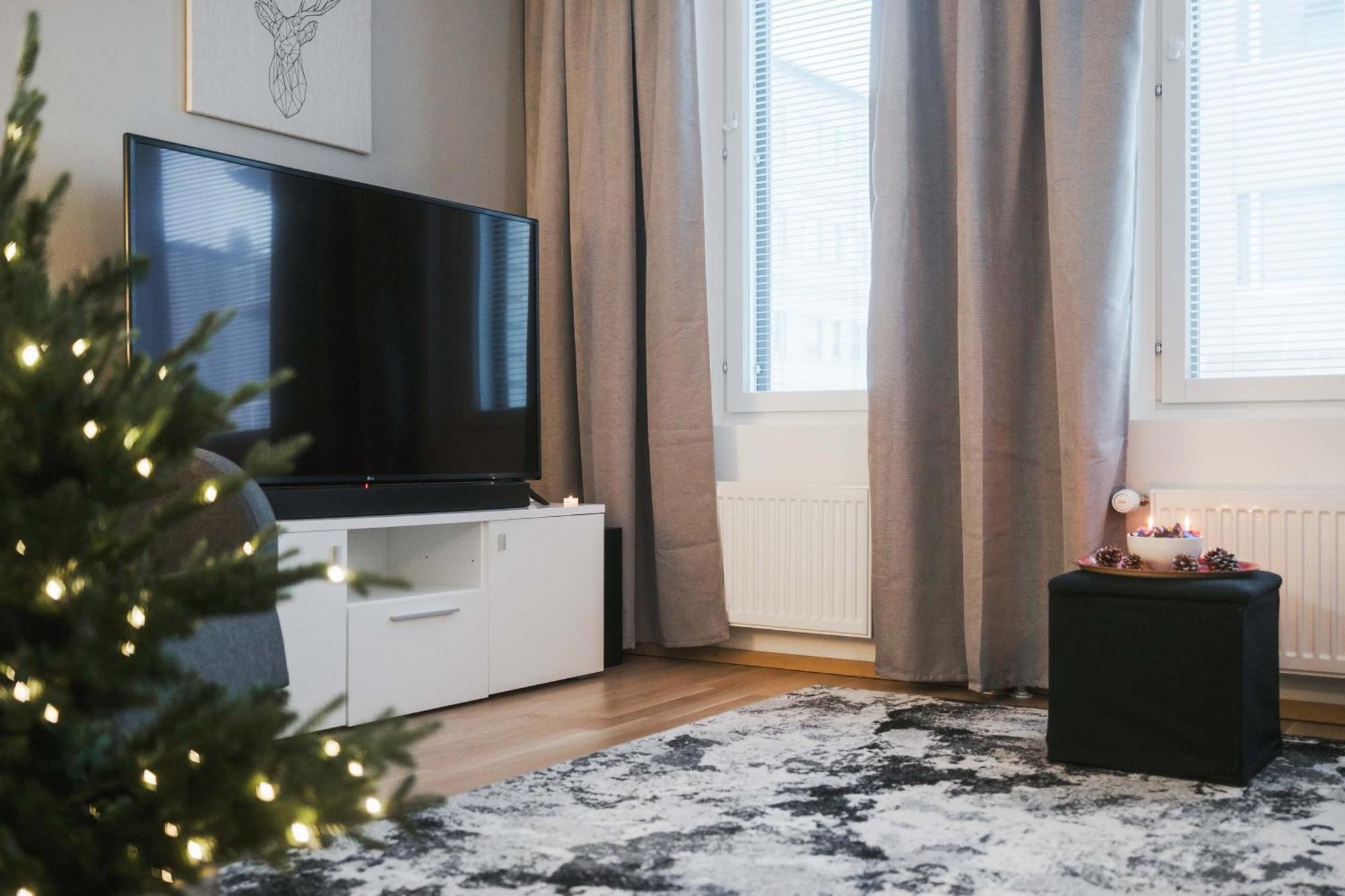 Cozy City Apartment With Sauna Рованіемі Екстер'єр фото